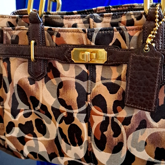 Coach Bags Authentic Signature Coach Hand Shoulder Bag Poshmark